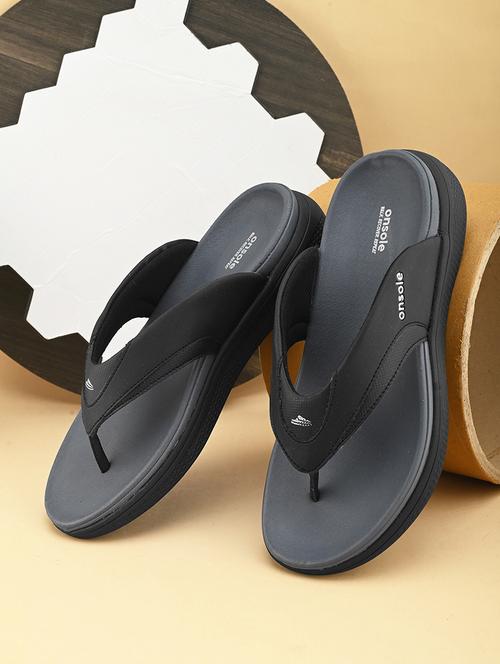 men solid toe separator slippers - 21537529 -  Standard Image - 0