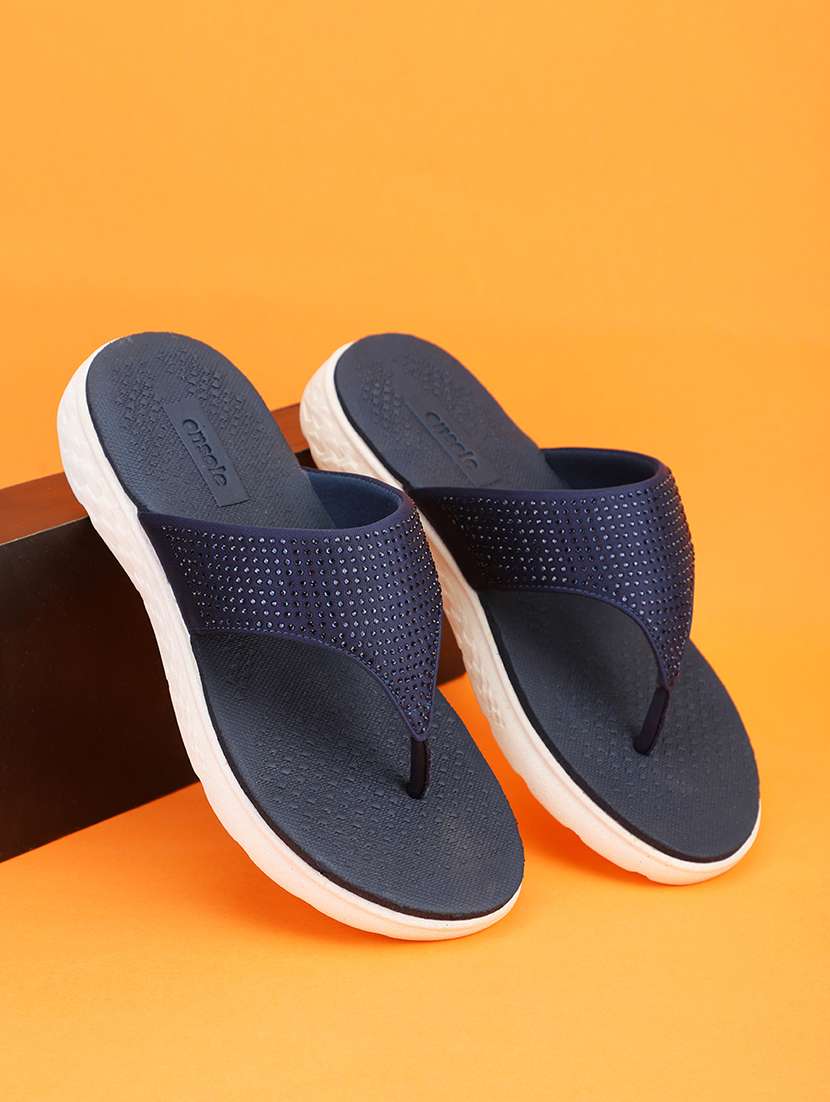 women embellished slippers