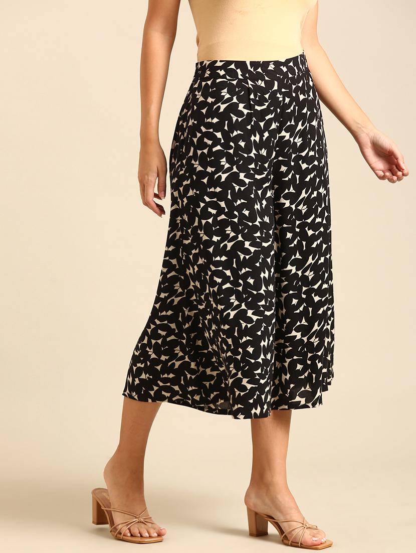 women printed flat front culottes - 21539061 - Standard Image - 2