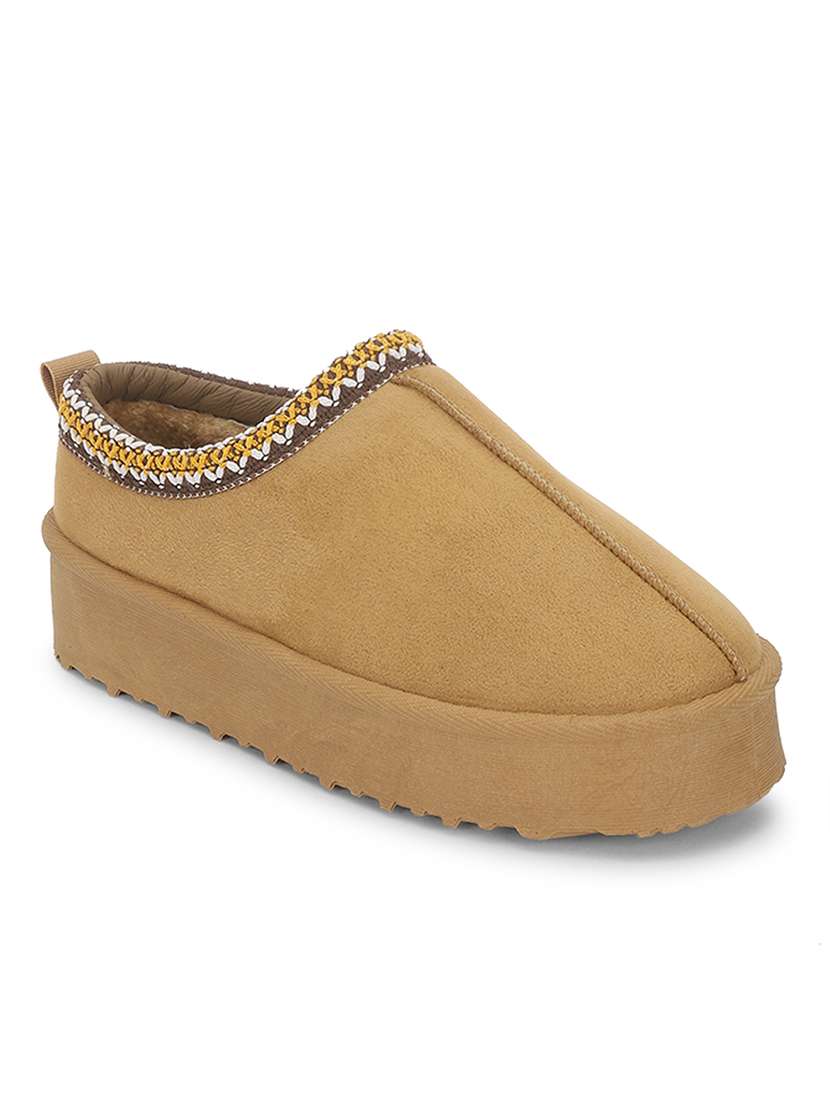 women solid slip on casual shoes