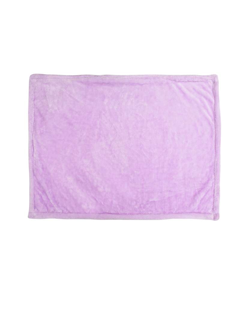 newborn baby swaddle blanket - 21543542 -  Standard Image - 2