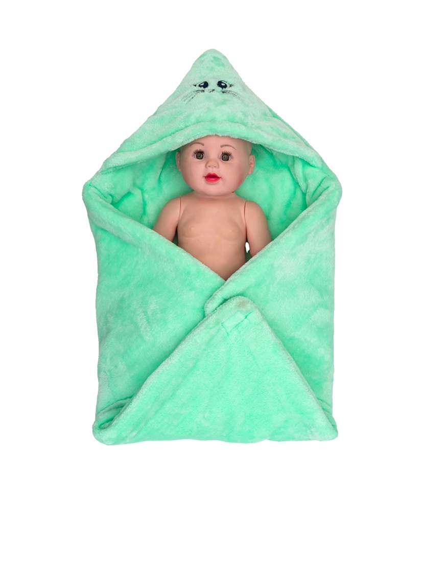 newborn baby swaddle blanket - 21543553 -  Standard Image - 2