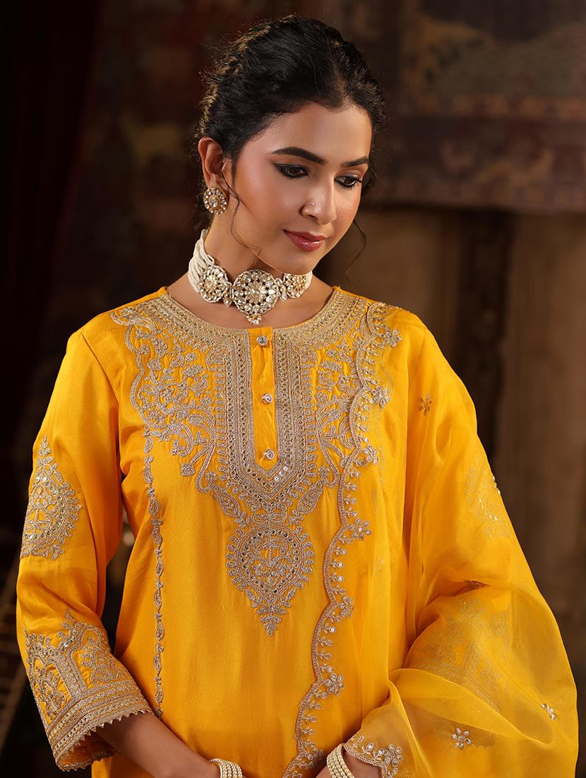 women three quarter sleeve kurta pant with dupatta set - 21544572 - Standard Image - 2