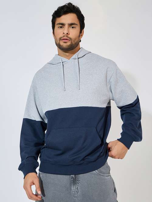 men color blocked long sleeve hoocded sweatshirt - 21544810 - Standard Image - 0