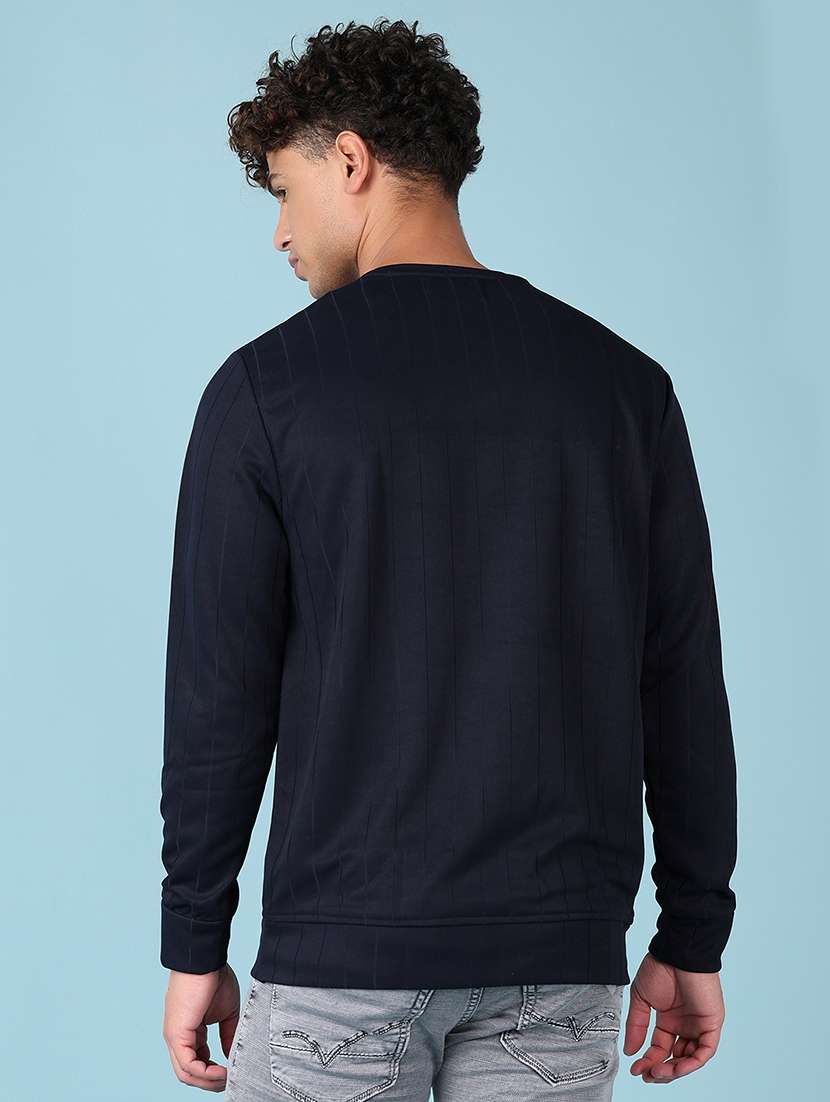 men long sleeves plain t-shirt - 21545070 -  Standard Image - 2