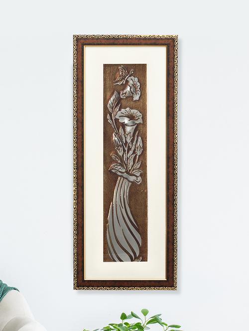 ancient egyptian bouquet flower painting | golden and brown design - 21547445 -  Standard Image - 0