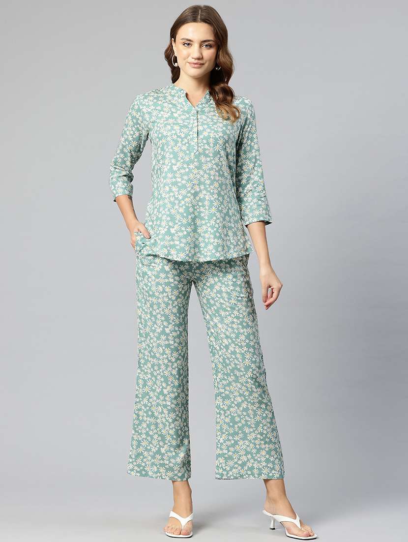 women green floral printed top and trouser co-ord set