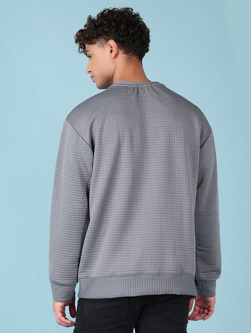 men round neck plain t-shirt - 21547722 -  Standard Image - 2