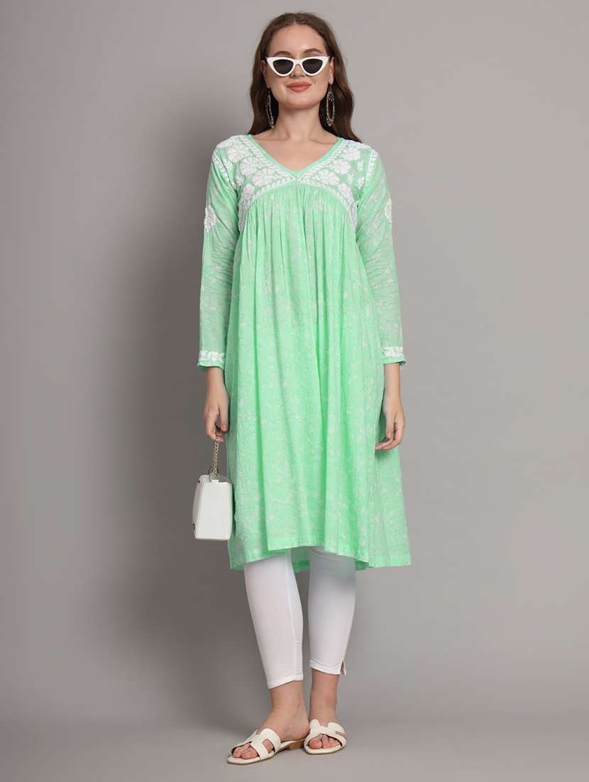 women embroidered v neck a-line kurta