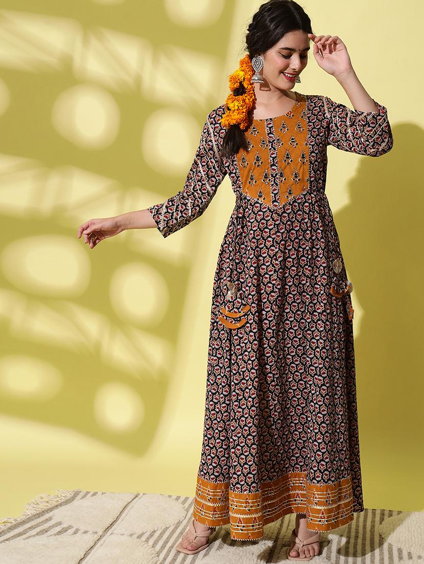 women black floral printed anarkali kurta - 21549949 - Zoom Image - 0