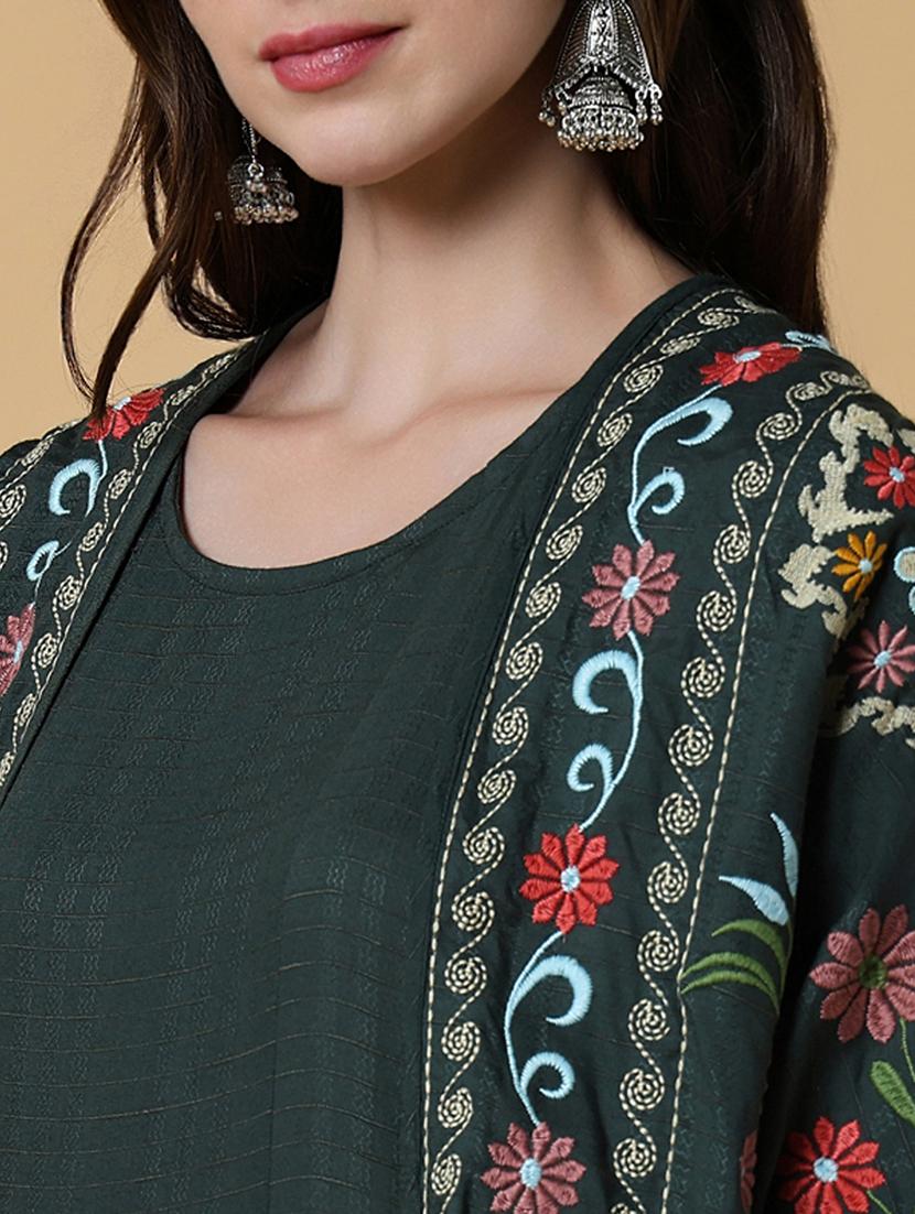 women round neck a-line kurta with embroidered jacket - 21550243 - Standard Image - 7