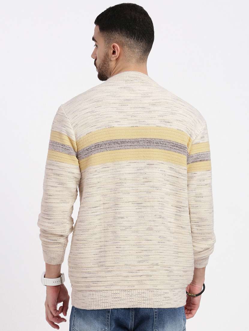 men round neck long sleeve pullover - 21550285 -  Standard Image - 2