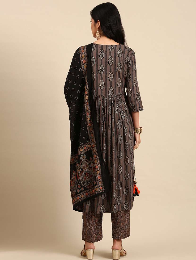 women three quarter sleeve kurta pant with dupatta set - 21550307 -  Standard Image - 2