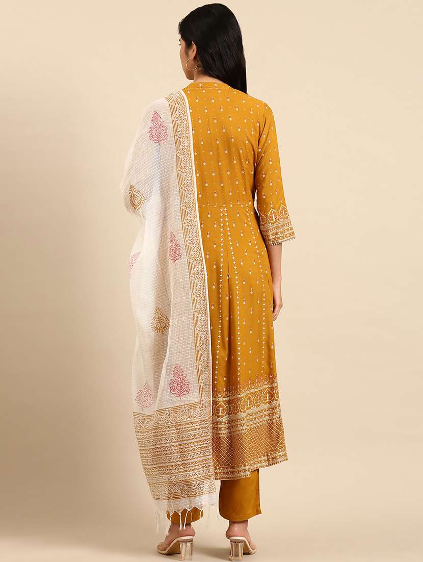 women three quarter sleeve kurta pant with dupatta set - 21550332 -  Standard Image - 2