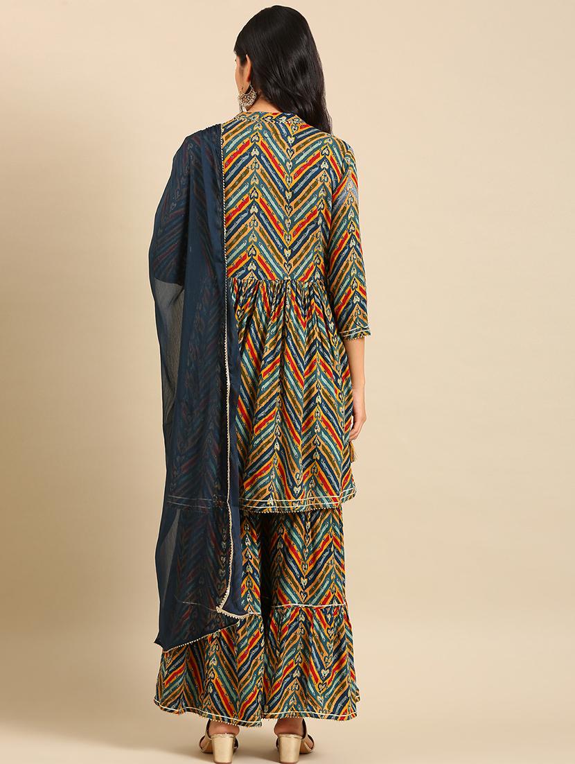 women printed kurta sharara with dupatta set - 21550360 - Standard Image - 2