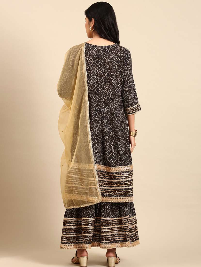 women black bandhani kurta sharara with dupatta set - 21550362 -  Standard Image - 2