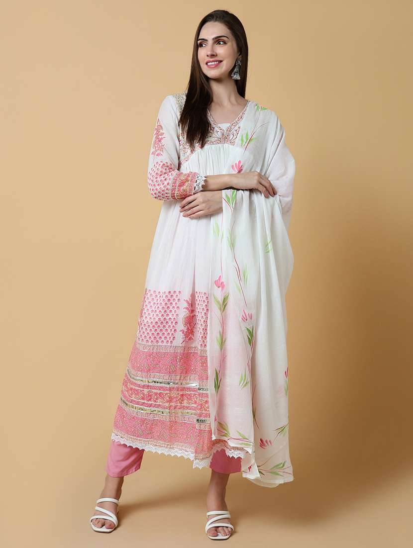 women three quarter sleeve kurta pant with dupatta set