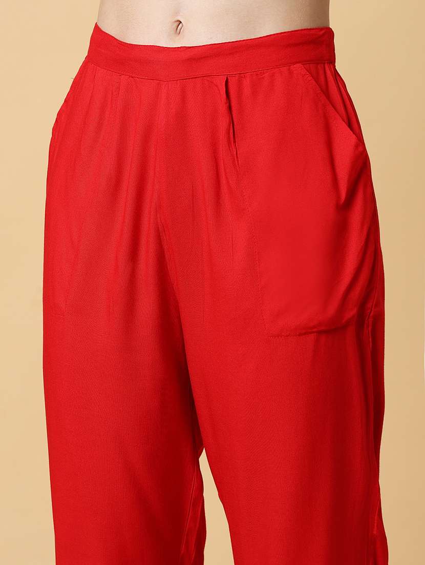 women bandhani v neck kurta pant set with dupatta - 21550416 -  Standard Image - 7