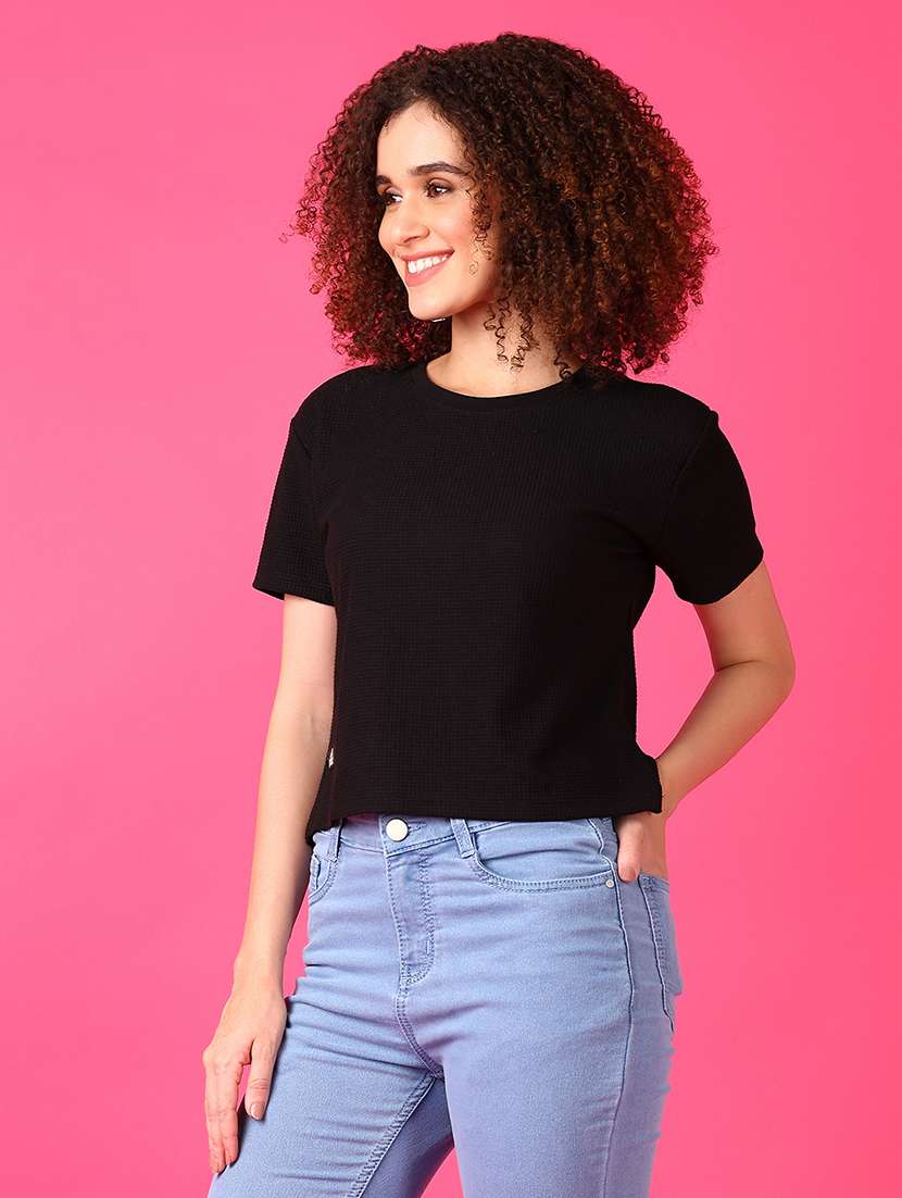 women round neck plain crop t-shirt - 21550522 -  Standard Image - 2
