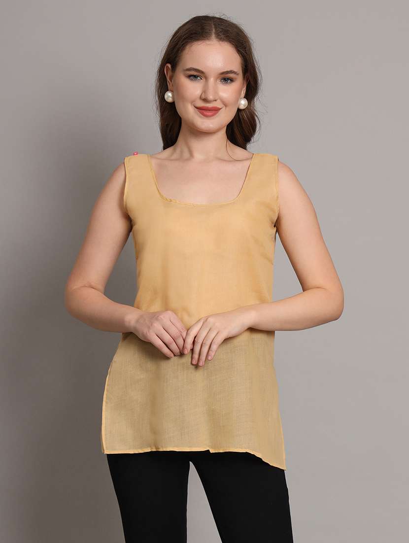 women solid sleeveless slip