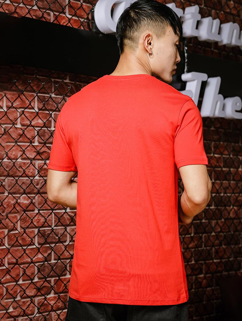 men chest print round neck t-shirt - 21553853 - Standard Image - 2