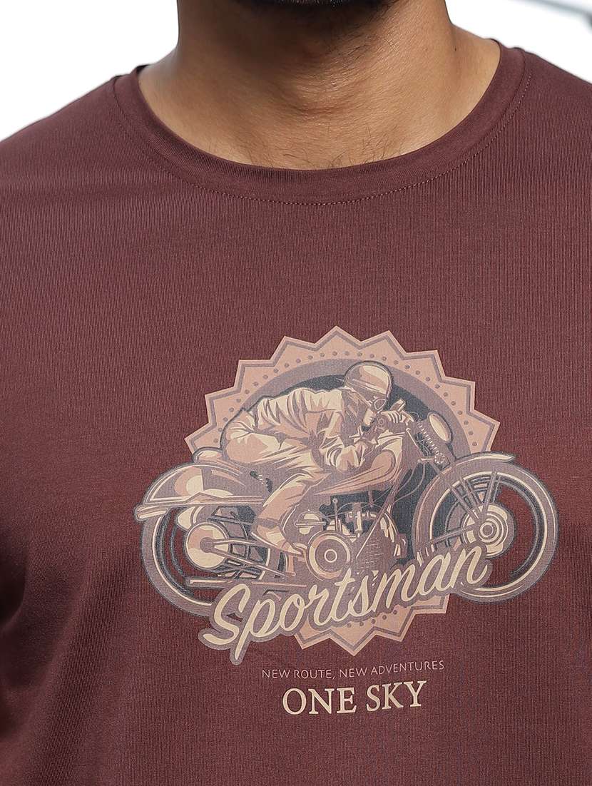 Men Chest Print Round Neck T Shirt
