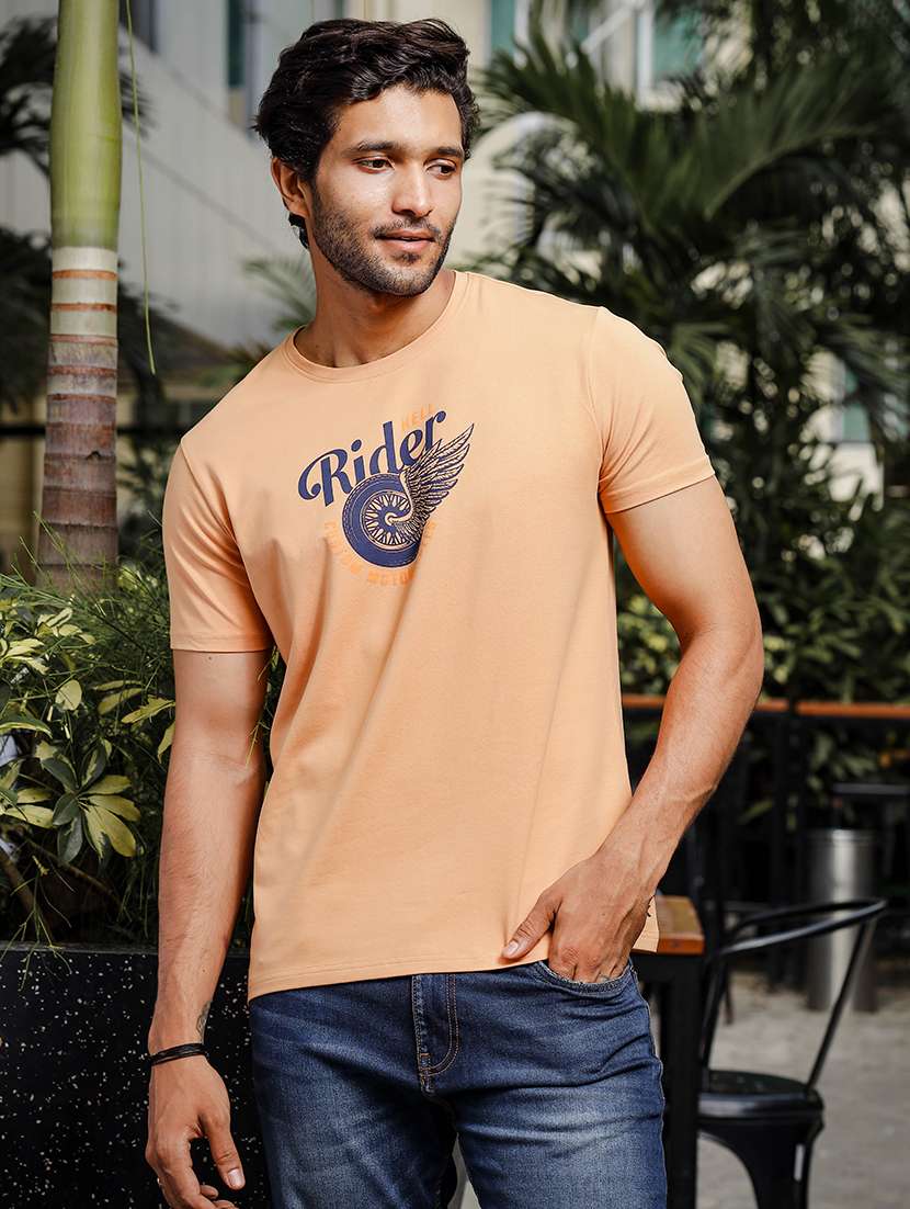 men chest print round neck t-shirt