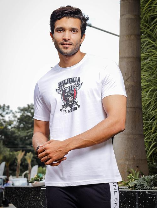 men chest print round neck t-shirt - 21553857 - Standard Image - 0