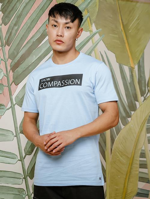 men chest print round neck t-shirt - 21553870 - Standard Image - 0