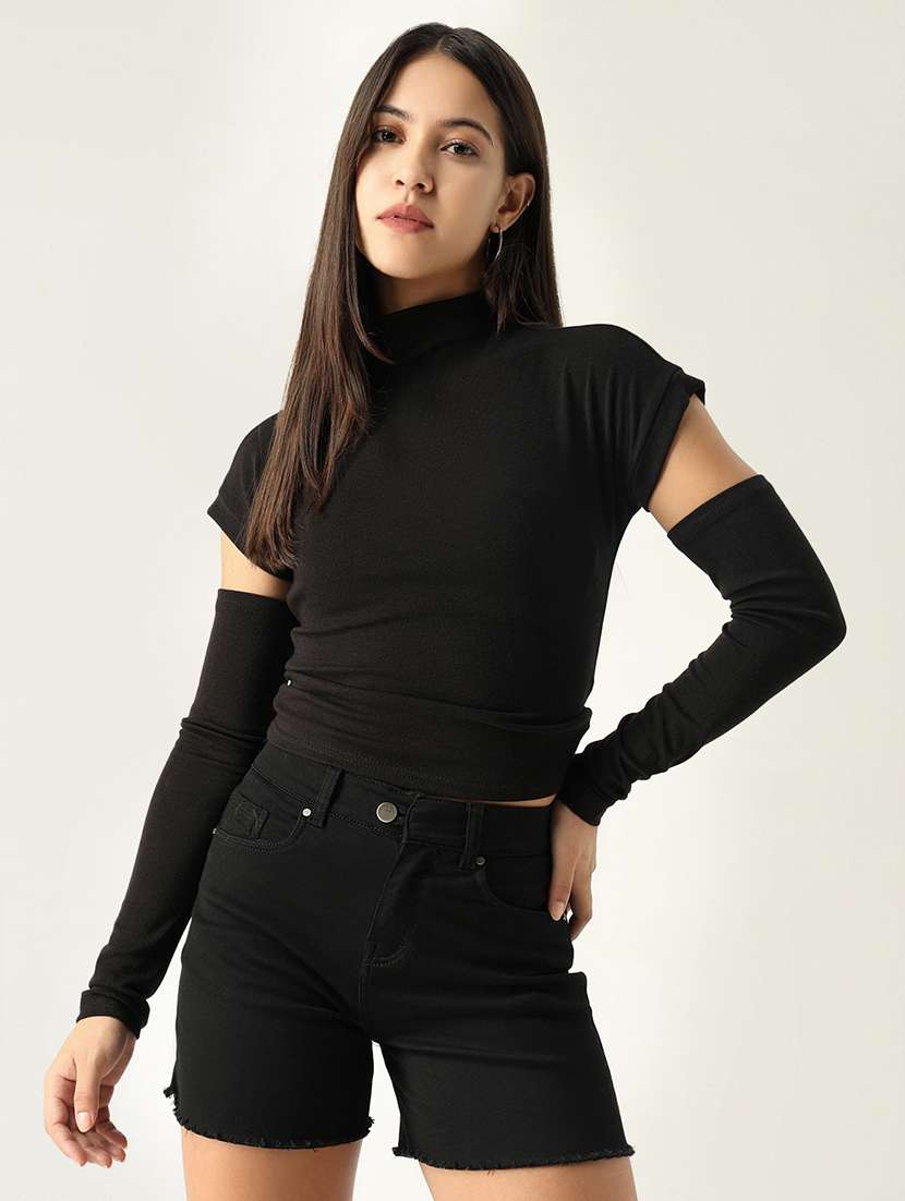 women black solid regular top