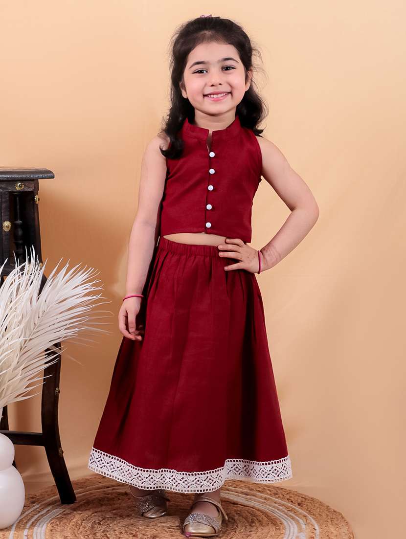 girls solid sleeveless top & skirt set