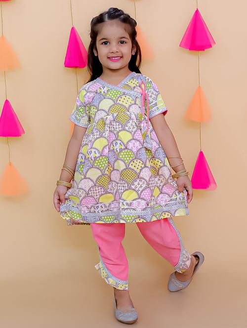 girls printed short sleeves kurta pant set - 21555841 -  Standard Image - 0