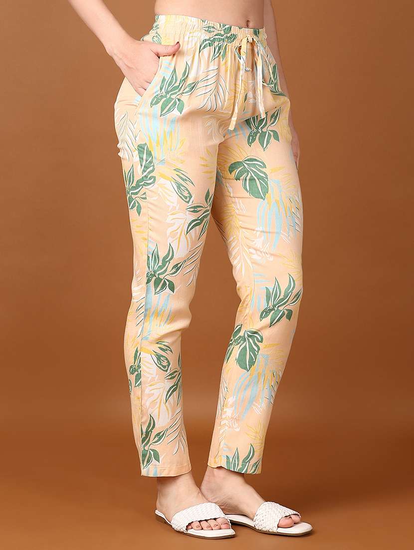 women peach tropical printed pajamas - 21556122 -  Standard Image - 2