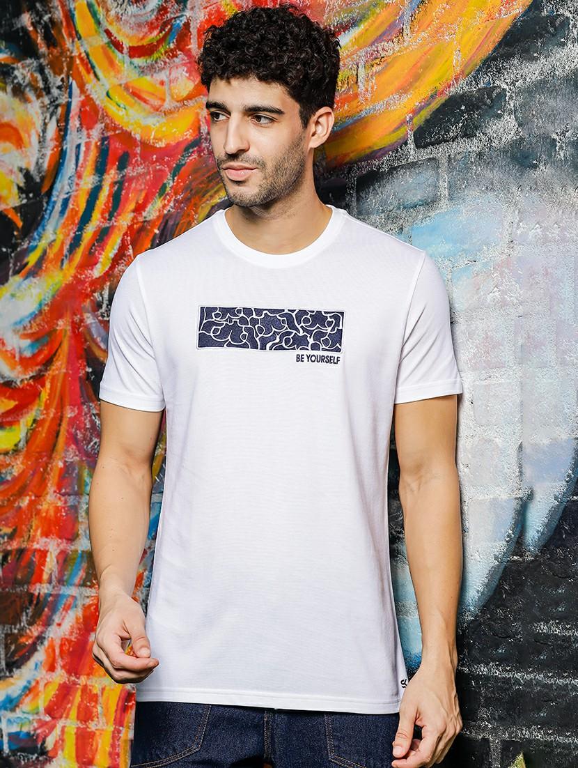 men chest print round neck t-shirt - 21557432 - Zoom Image - 0