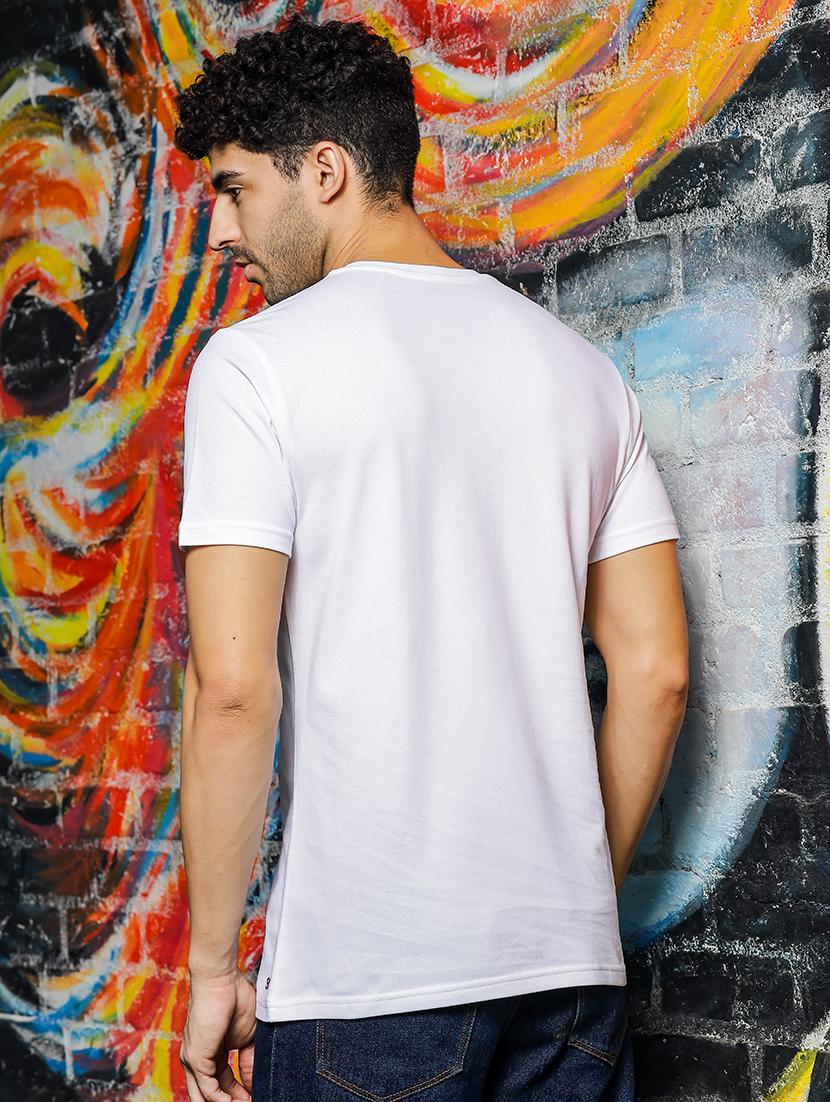 men chest print round neck t-shirt - 21557432 - Standard Image - 2