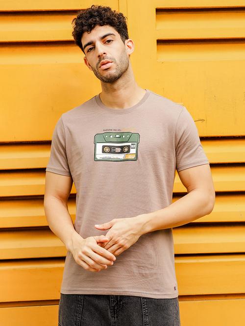 men chest print round neck t-shirt - 21557433 -  Standard Image - 0