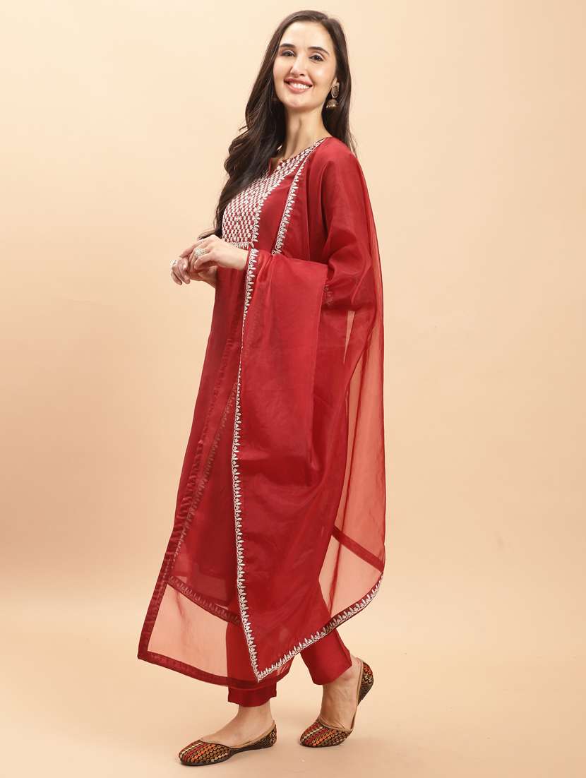 women embroidered kurta pant set with dupatta - 21558463 -  Standard Image - 2