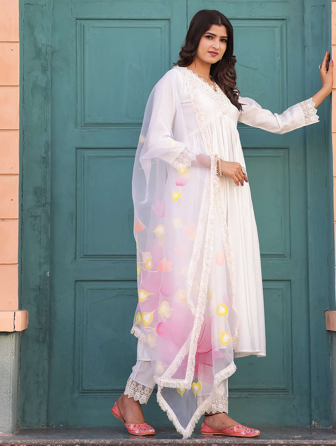 women solid v neck kurta pant set with dupatta - 21558483 -  Standard Image - 2