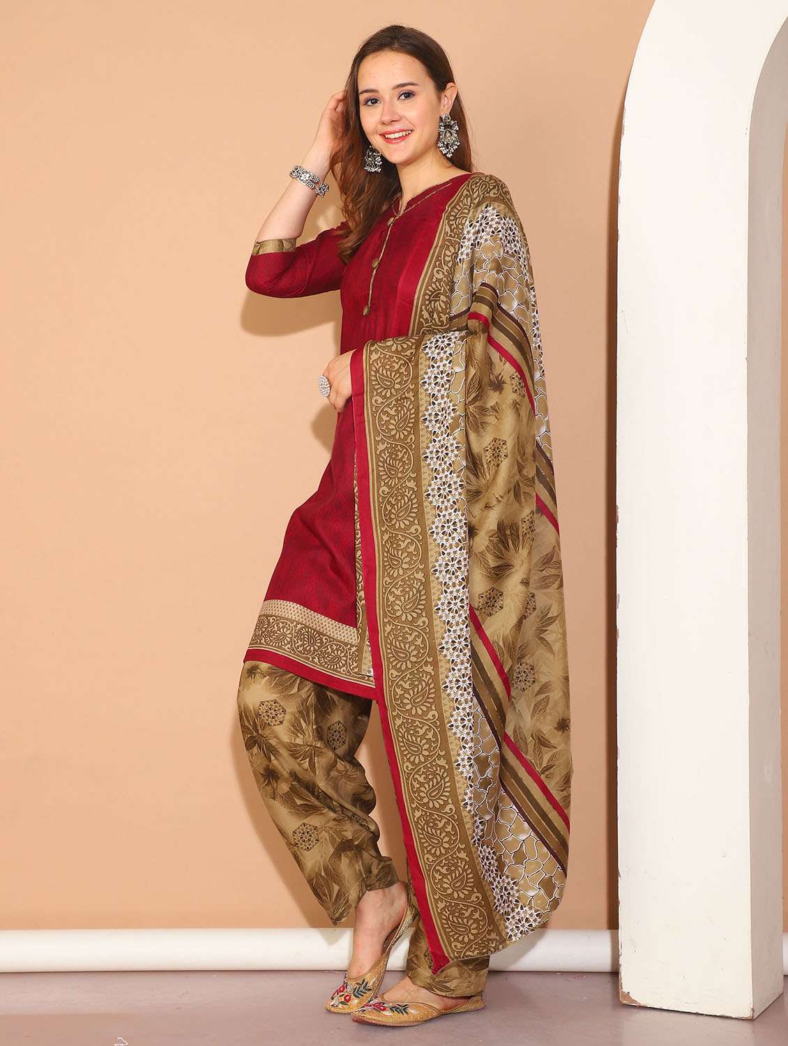 women three quarter sleeve kurta salwar with dupatta set - 21558519 -  Standard Image - 2