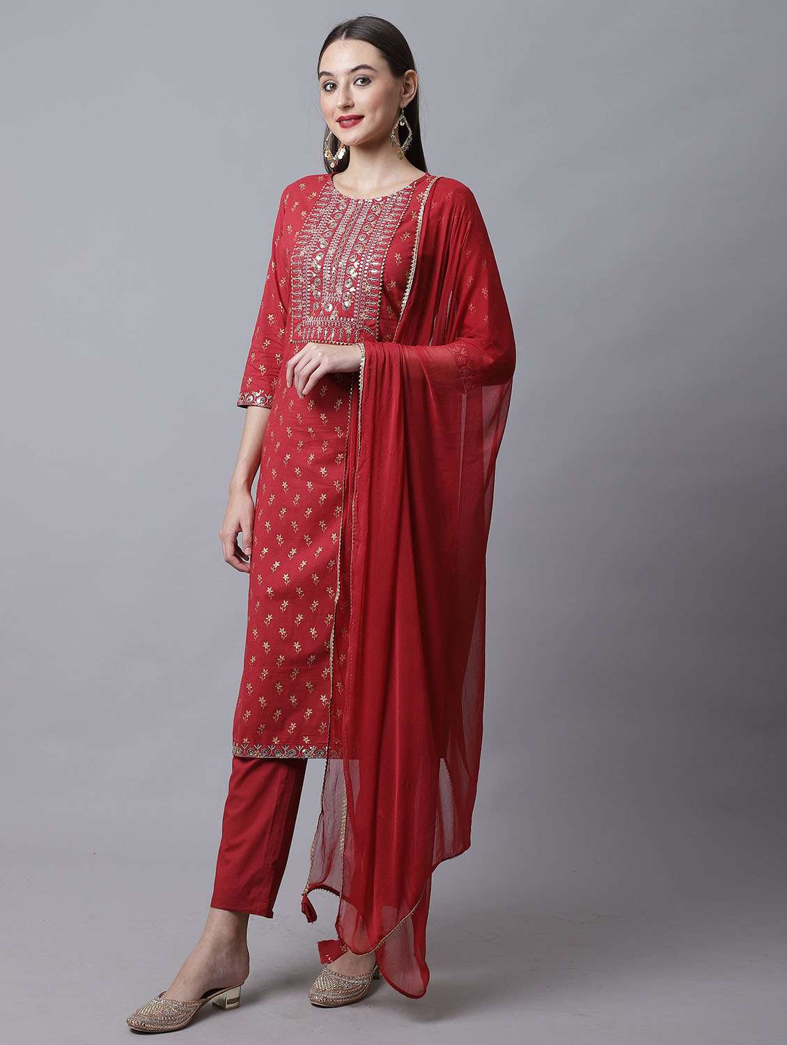 women floral kurta pant set with dupatta