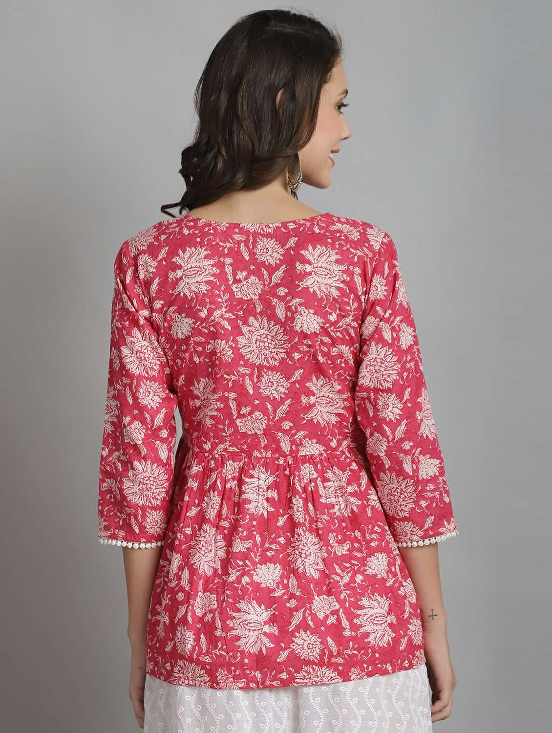 women floral three quarter sleeve top - 21558622 - Standard Image - 2