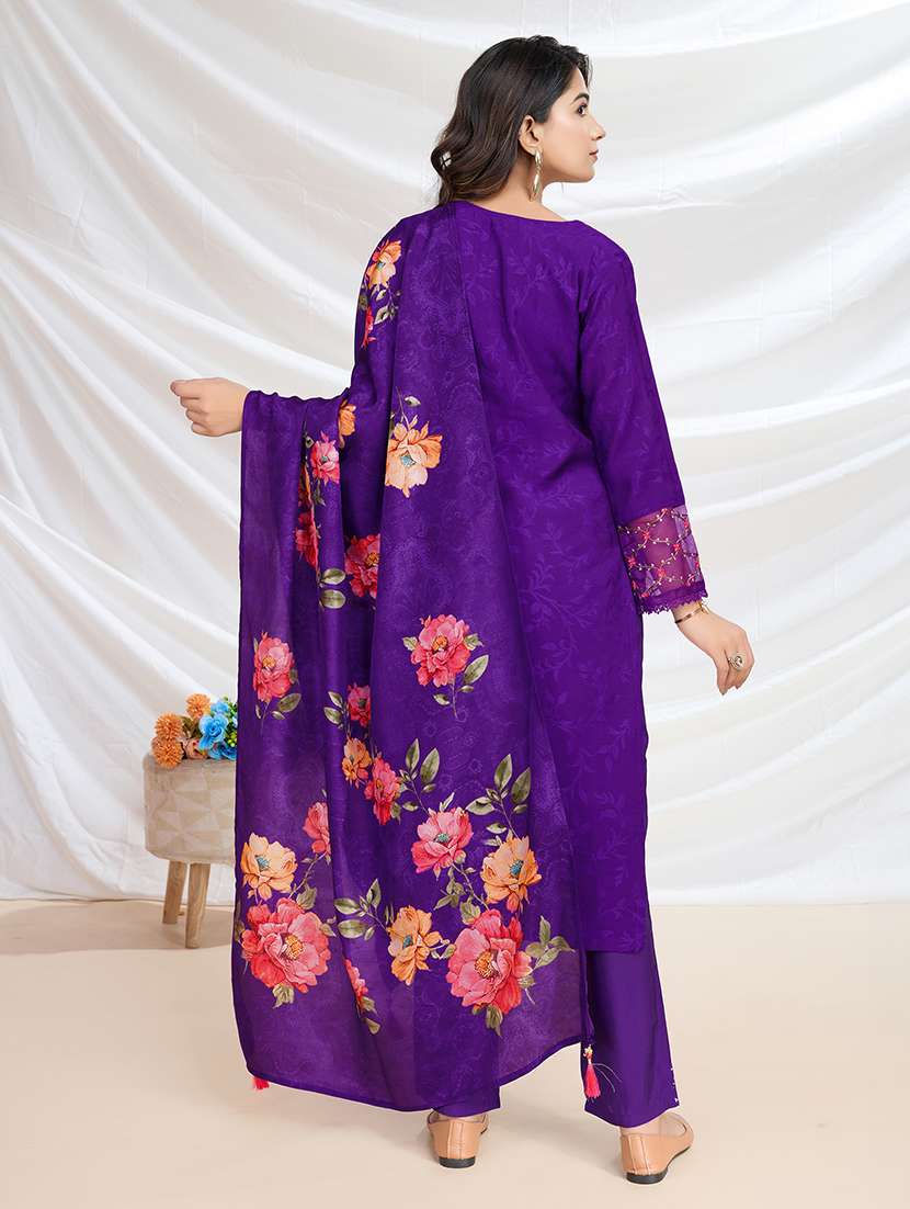 women three quarter sleeve kurta pant with dupatta set - 21558671 -  Standard Image - 2