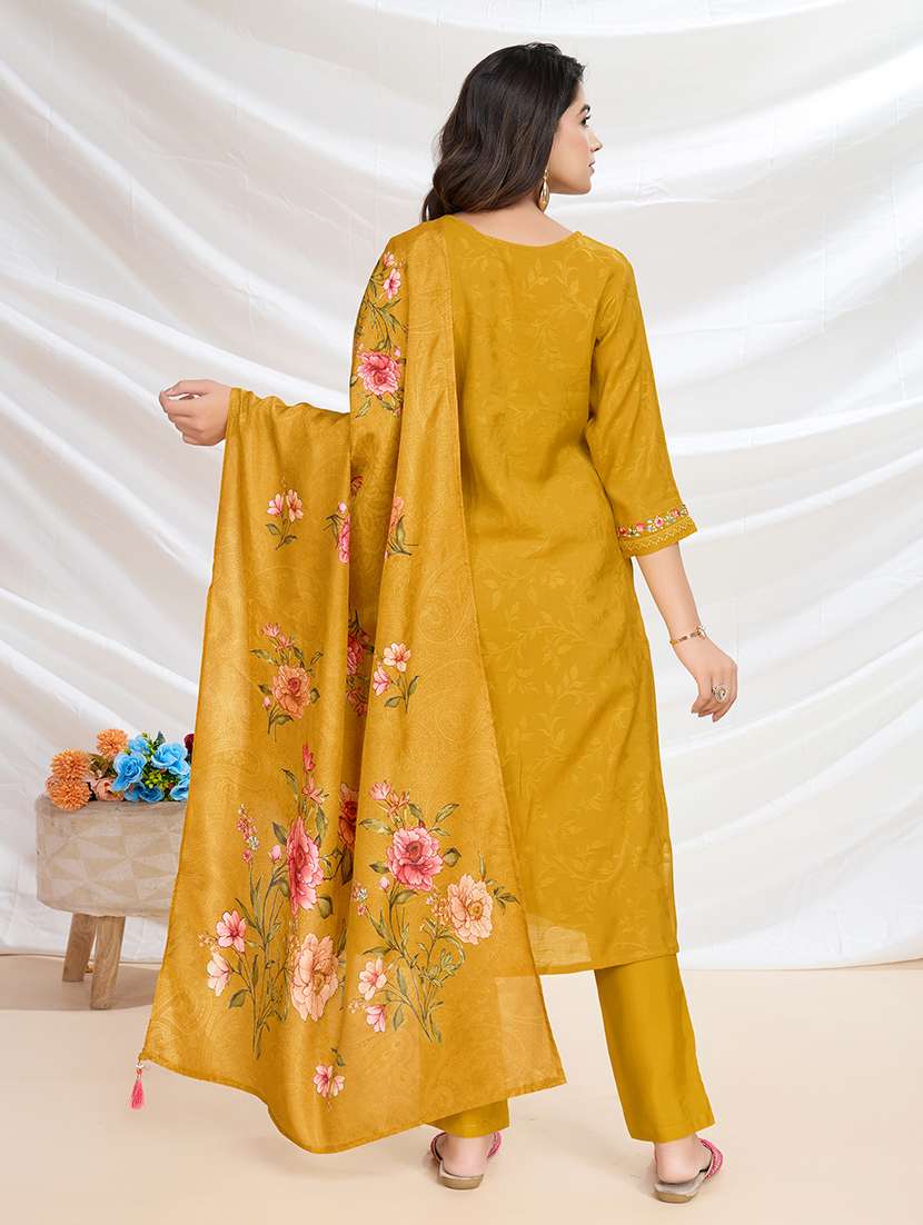 women embroidered kurta pant set with dupatta - 21558672 -  Standard Image - 2