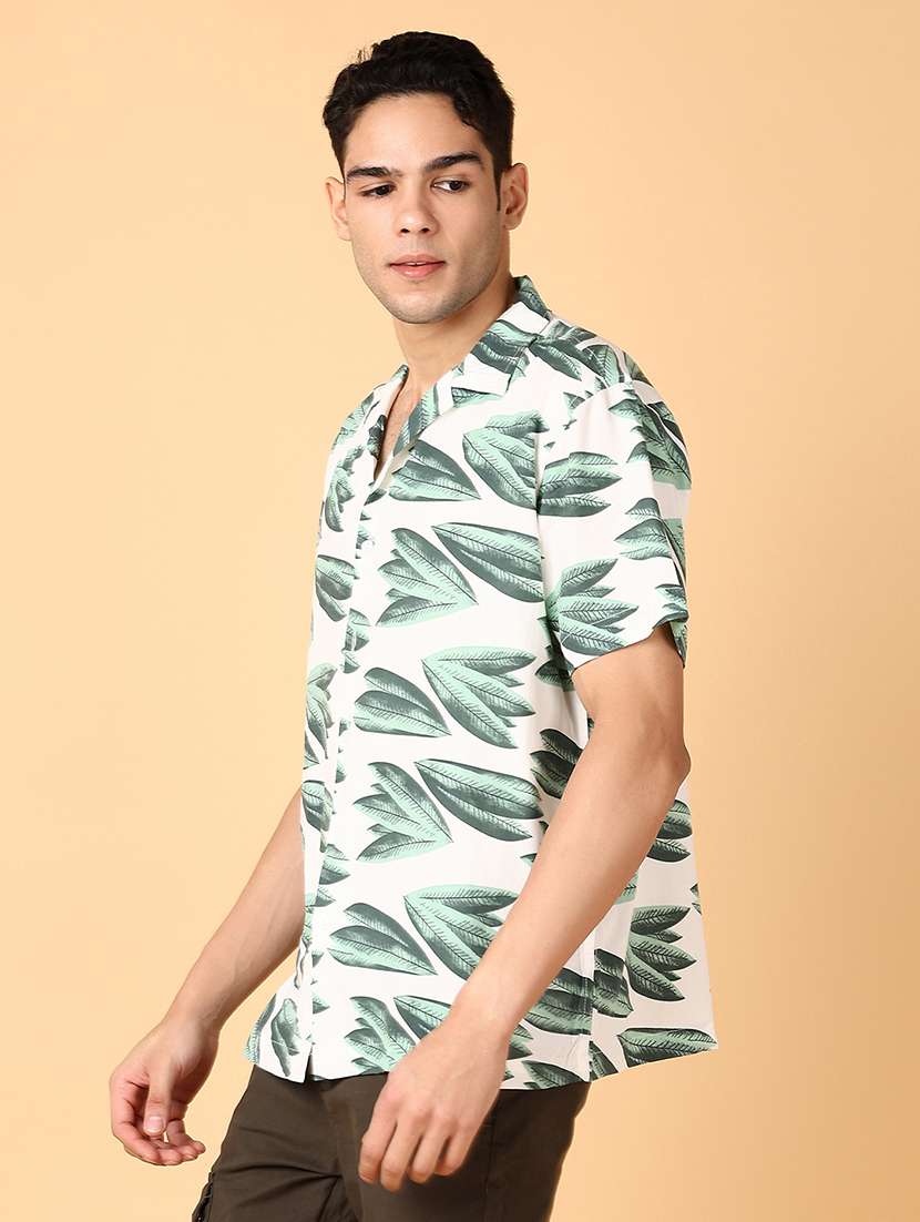 men printed short sleeve casual shirt - 21558815 -  Standard Image - 2