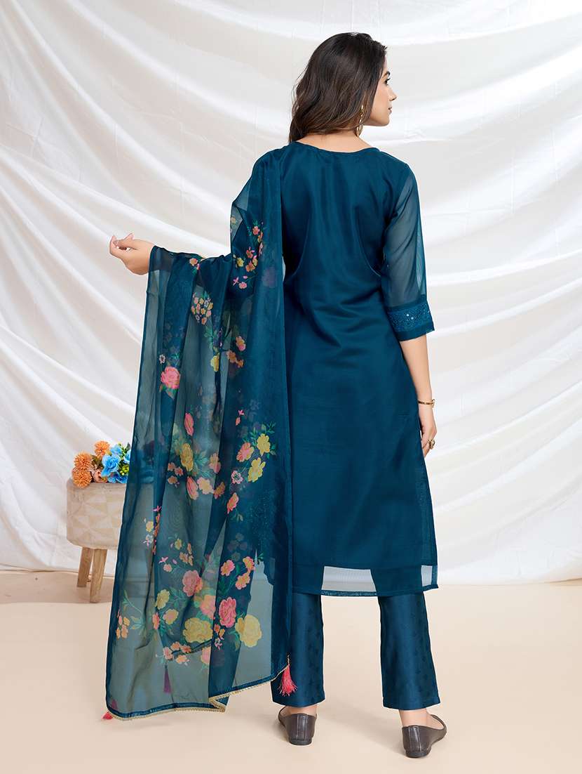 women three quarter sleeve kurta pant with dupatta set - 21559223 -  Standard Image - 2