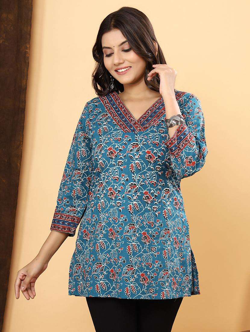 women floral three quarter sleeve kurti