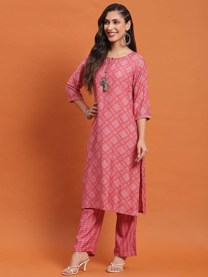 women pink printed tie-up neck kurta pant set - 21559464 -  Standard Image - 2