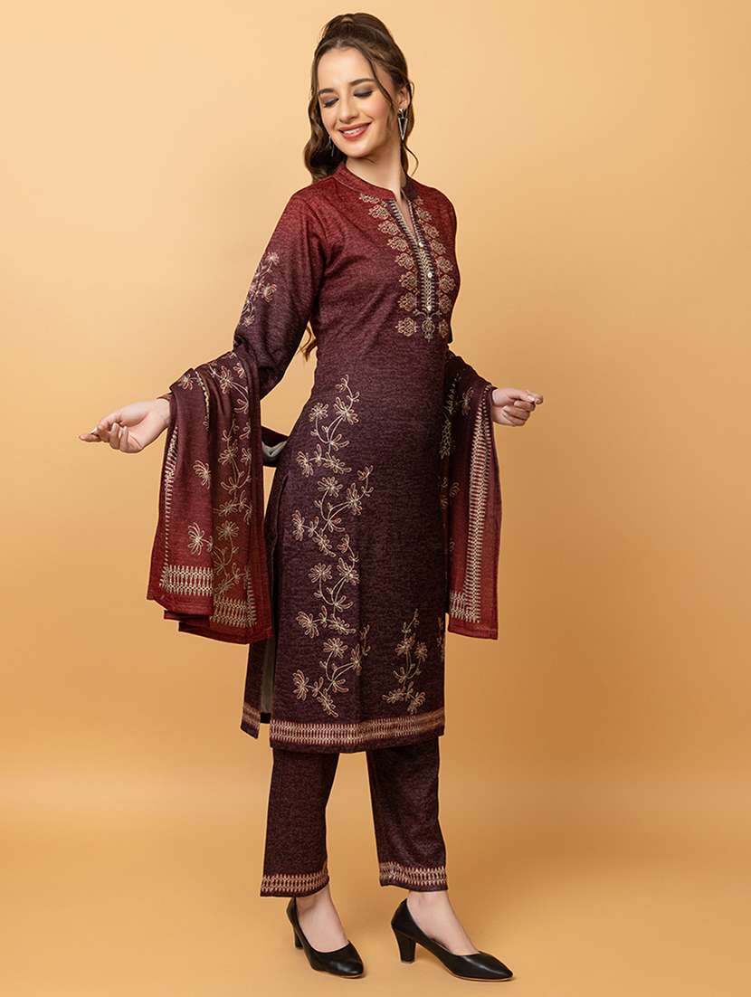 women printed long sleeves suit set - 21560182 - Standard Image - 2