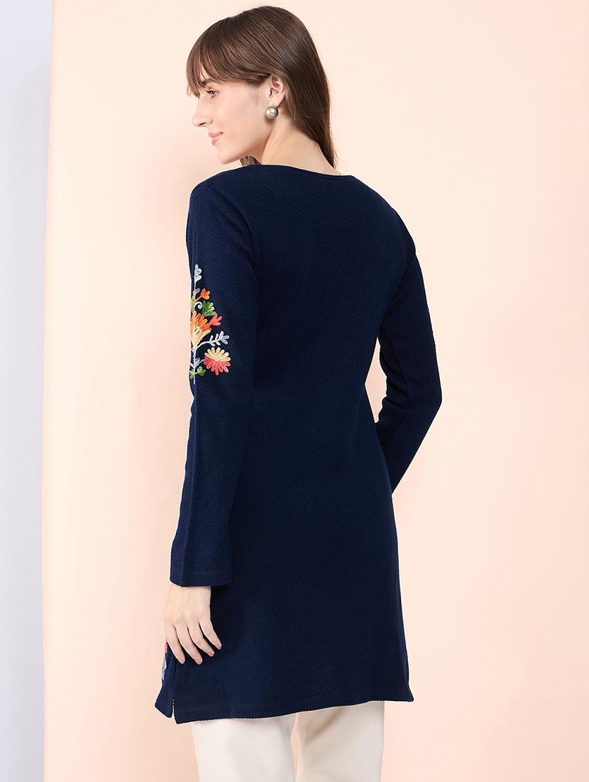 women embroidered long sleeves kurti - 21560194 - Standard Image - 2