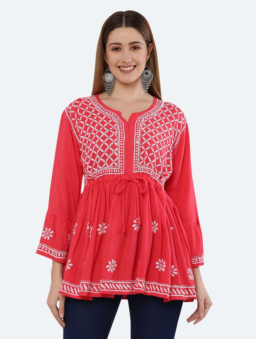 women three quarter sleeve chikankari kurti